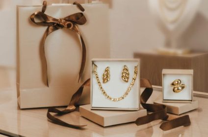 redantex fabricante expositores embalagens vitrines joias