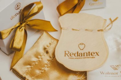 redantex fabricante expositores embalagens vitrines joias