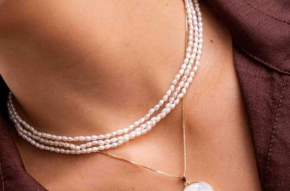 fabricante semijoias exclusivas pedra bruta