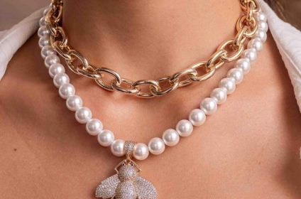 fabricante semijoias exclusivas pedra bruta